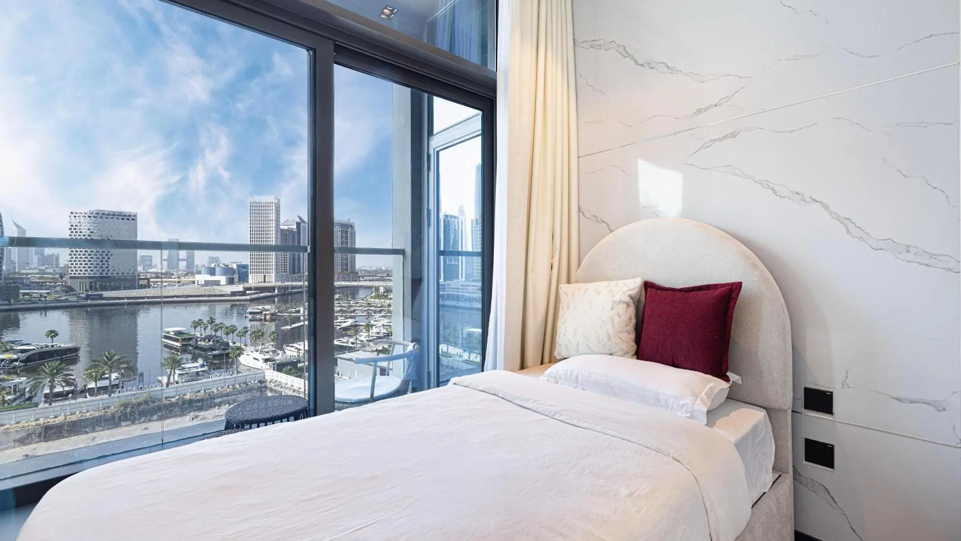 Dvr 2Br In 15 Northside Business Bay Apartment Dubai