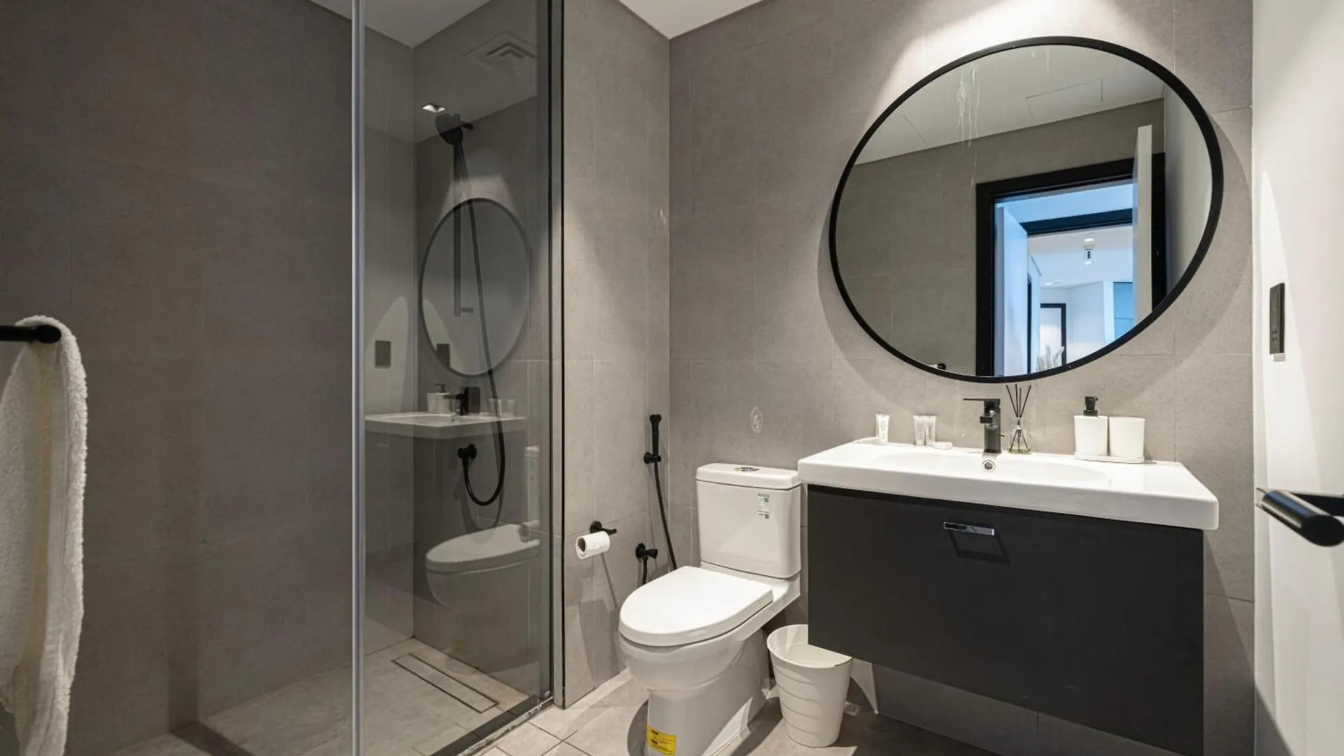 Dvr 2Br In 15 Northside Business Bay Apartment Dubai